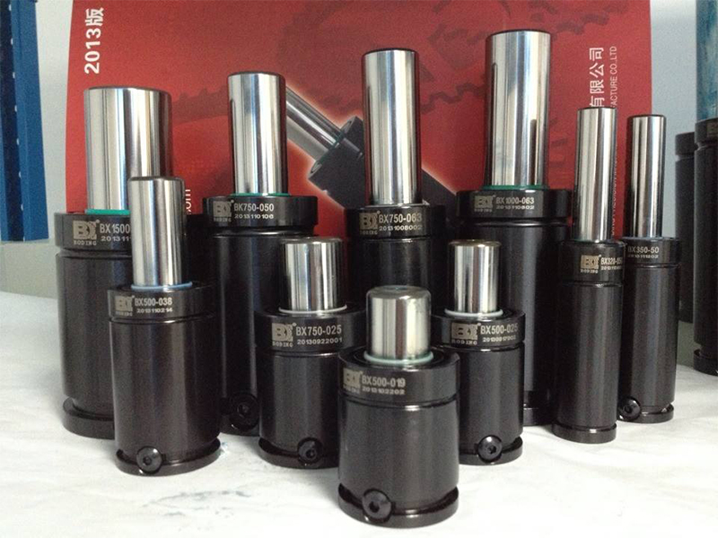 氮氣彈簧相對其他模具彈簧的優(yōu)點